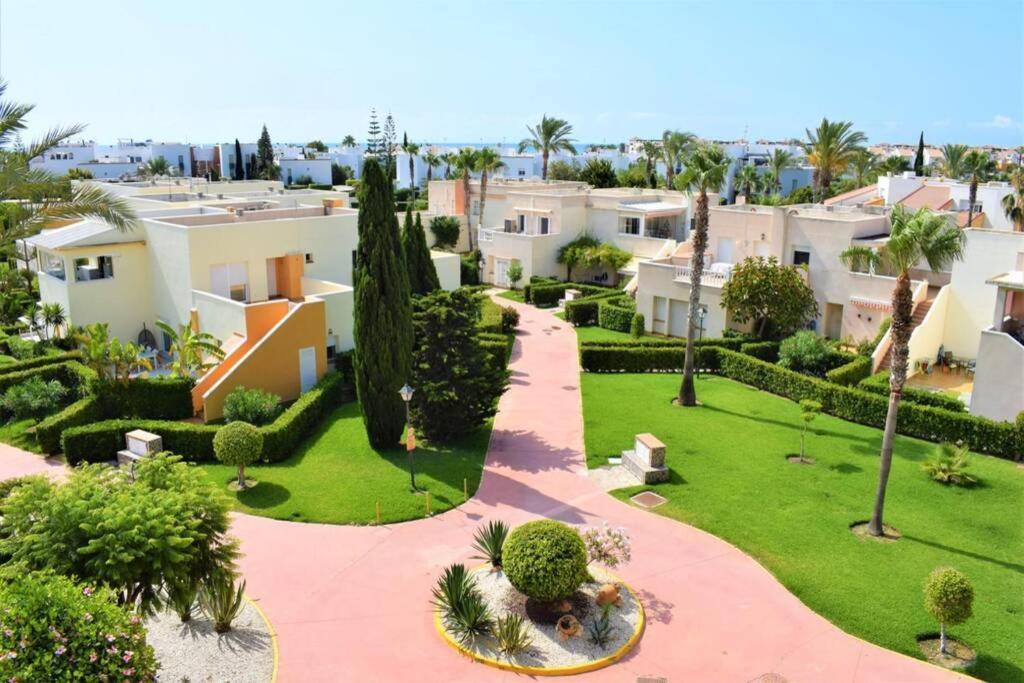 Bahia De Vera - Apartamento Naturista Con 3 Piscinas Junto A Playa Playas de Vera المظهر الخارجي الصورة